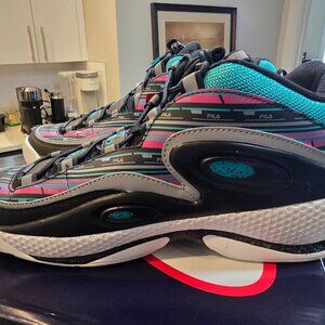 Fila Men's Grant Hill 3 Sneakers Black / White / Multi Basketball Shoes Size 13